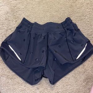 Lululemon shorts women | RARE PRINT |